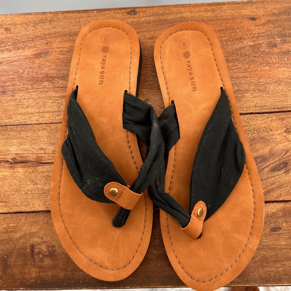 Raya Sun Womens Size 8 Black Fabric Strap Tan Faux Suede Flip Flop Sandals